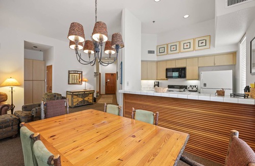 Olympic Valley Condo | 422 | Griller’s Retreat - 2BD King + Bunks. Pool!