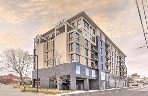 Asheville House | 45 Asheland Avenue Unit 302