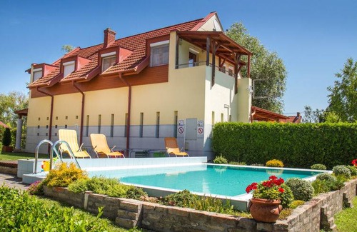 Balatonmariafurdo Apartment | 45 m² Apartment ∙ 1 bedroom ∙ 4 guests