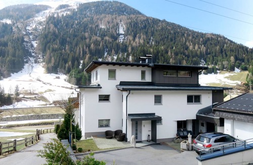 Flirsch Apartment | 45 m² Apartment ∙ 1 bedroom ∙ 3 guests