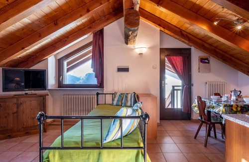 Saint-Nicolas Apartment | 45 m² Apartment ∙ 1 bedroom ∙ 4 guests
