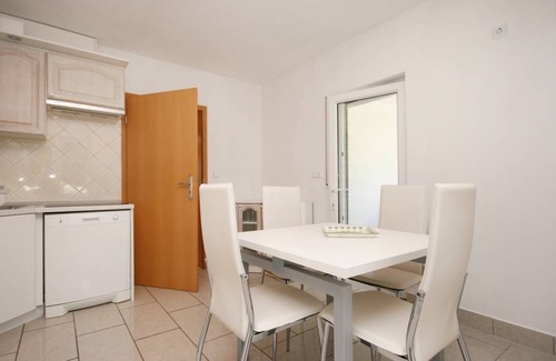 Pinezici Apartment | 45 m² Apartment ∙ 2 bedrooms ∙ 5 guests