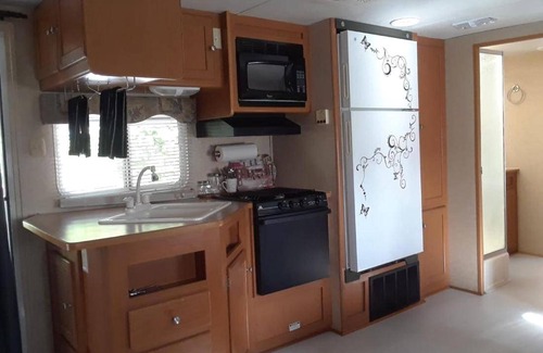 Maguayo RV Rental | 45 m² Mobile home ∙ 2 bedrooms ∙ 4 guests
