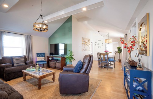 Stamford House | 45 Minutes from NYC, Entire House near Stamford Downtown,