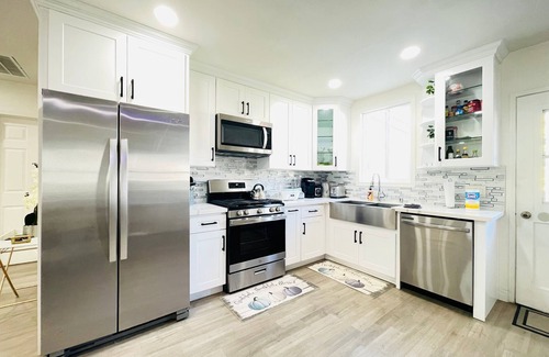 Monrovia House | 45% OFF 5B/3B 2 Master Bedrooms Close Pasadena, DTLA, Arcadia - Best Locations
