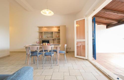 Sirolo House | 452 - Villetta al Taunus con portico, giardino e bellissima vista mare SPIAGGIA inclusa nel prezzo