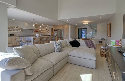 Channel Islands House | 4536 Costa De Oro - Waterfront Wonderland
