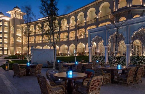 West Bay Hotel | 459 m² Hotel ∙ 5 bedrooms ∙ 11 guests
