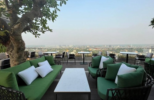 Mandalay Hotel | 46 m² Hotel ∙ 2 guests