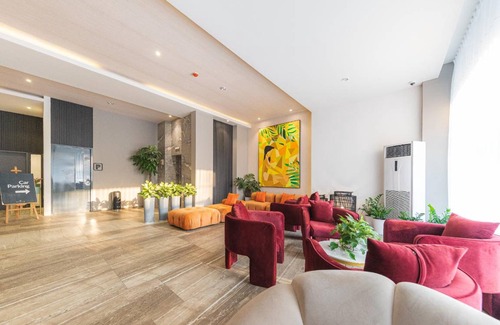 Mayangone Hotel | 46 m² Hotel ∙ 7 guests
