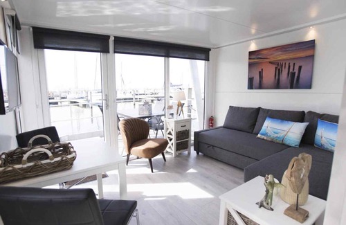 Almere Poort House | 46 m² House ∙ 2 bedrooms ∙ 6 guests