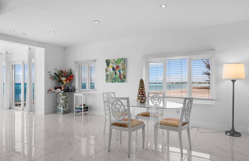Nassau Villa | 465 m² Villa ∙ 5 bedrooms ∙ 10 guests
