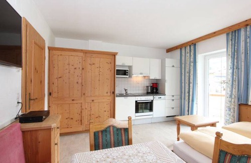 Stumm House | 47 m² Farmhouse ∙ 1 bedroom ∙ 4 guests