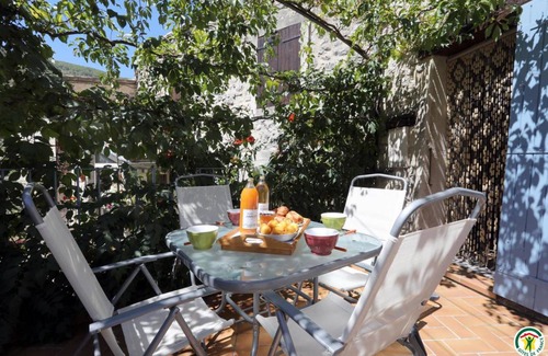 Saint-May House | 47 m² Gîte ∙ 2 bedrooms ∙ 4 guests