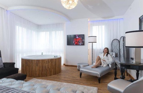 Szekesfehervar Hotel | 47 m² Hotel ∙ 2 bedrooms ∙ 4 guests