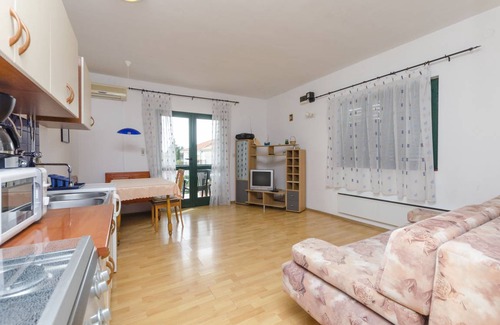 Trogir Apartment | 48 m² Apartment ∙ 1 bedroom ∙ 4 guests