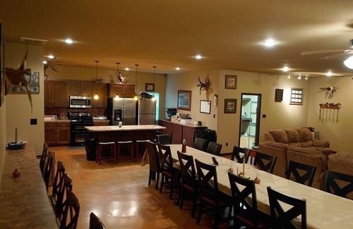Weiner Cabin | 4800 sq ft Lodge that can accommodate up to 23 guests!