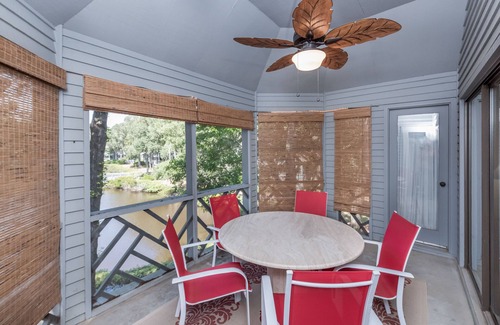 Kiawah Island Condo | 4834 Turtle Cove: 2BR Villa Near Beach, Pets OK, Credit for Bikes/Beach Gear