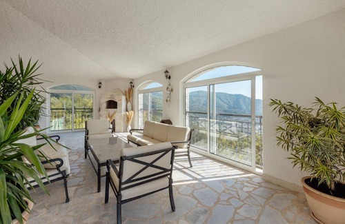 Sasovici House | 490 m² House ∙ 6 bedrooms ∙ 12 guests