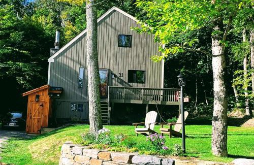 West Dover House | 4BD 2BA - Mount Snow VT - Ski-Back Trail - Shuttle
