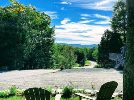 West Dover House | 4BD 2BA - Mount Snow VT - Ski-Back Trail - Shuttle