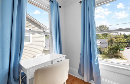 Durham House | 4BD/fenced backyard/Close to Duke