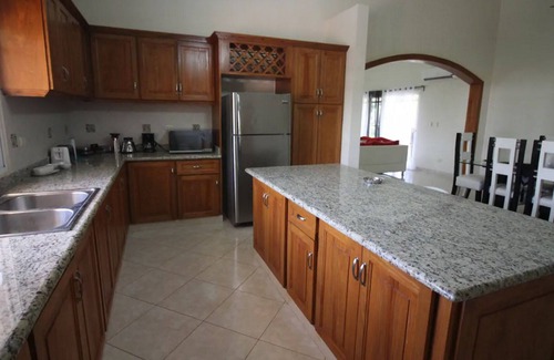 El Batey Villa | 4BD Guest-friendly villa in the heart of Sosua!