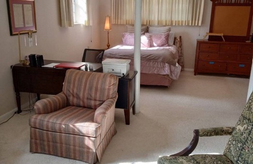 Cleveland House | 4Bedroom - 2.5 Bath Mid-Century Stunner near Lee Univ. No cleaning fees!