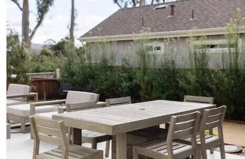 El Granada House | 4BR/2.5BA Home 3 Blocks to Beach