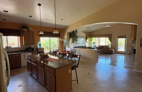 Serenidad House | 4BR/2.5BA with Pool, Grill & Stunning Mountain Views - Catalina Foothills Tucson