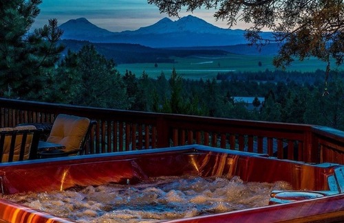 Crooked River Ranch House | 4BR/3Bth, Bend Country Pastoral 9 Mt View, Quiet Peaceful 9 Acre Getaway Retreat