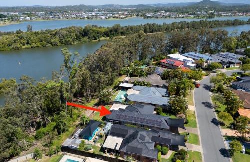 Upper Coomera House | 4BR Coomera Views! Prime Gold Coast Near Beaches
