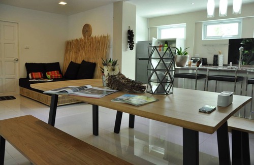 Ekkamai House | 4BR, Cozy & Fashionable house