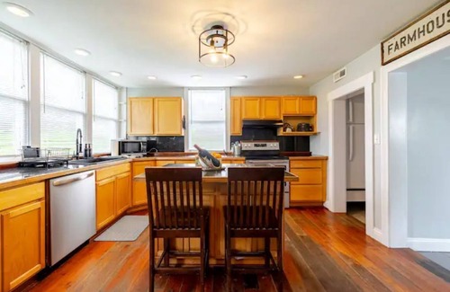 Spottswood Other | 4BR Creekside Country Hideaway on 34 Acres - Pet Friendly