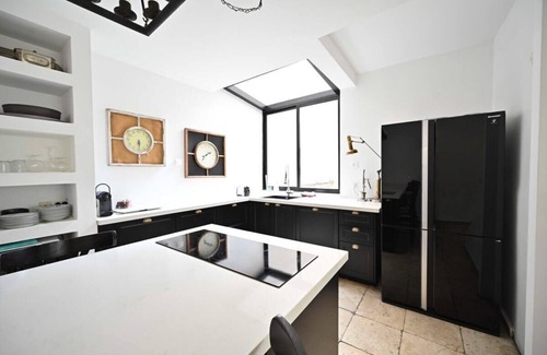 Neve Tzedek Condo | 4BR Family House in Neve Tsedek with Mamad by Holyguest