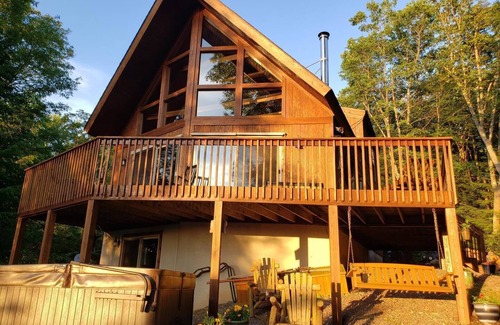 Crellin House | 4BR home in Yough Mtn Resort, sleeps 12. 15 min to Deep Creek Lake Resort