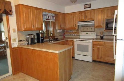 Witmer House | 4BR Home w/Country Setting & Farmland Views (Lancaster, PA, USA)
