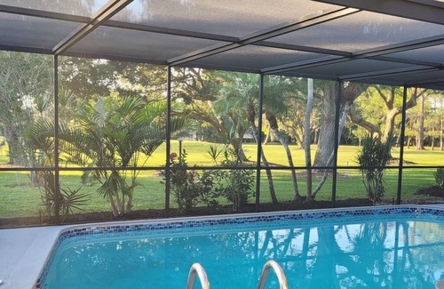 Whitfield House | 4BR Htd Pool-Golf View/Near IMG/Siesta/Lido Beach