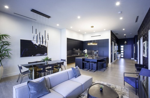 Bodden Town Condo | 4BR Suite at Black Urchin Boutique Resort