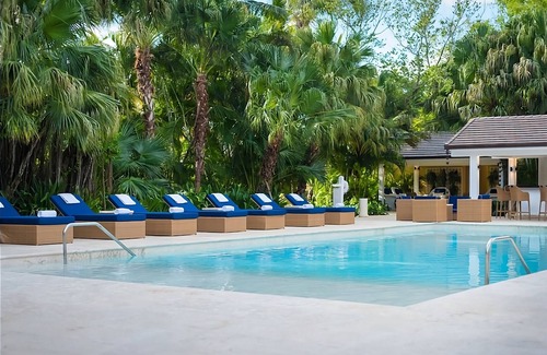Punta Cana Apartment | 4BR Unit Sunny Escape! Pool, Pets, Free Parking, Breakfast & Private Beach Area