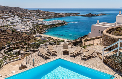Psarou Villa | 4BR Villa Thelgo Mykonos I
