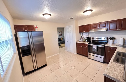 Daytona Beach House | 4BR W/2 King Beds - 7Min From Speedway & Beach