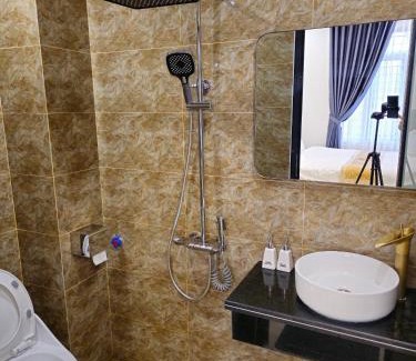 Kim Boi Hotel | 4L HOTEL KIM BÔI
