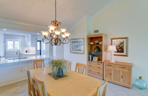 Siesta Key Condo | 4th Floor Crescent Beach Condo Offering Full Unobstructed Gulf Views.nn