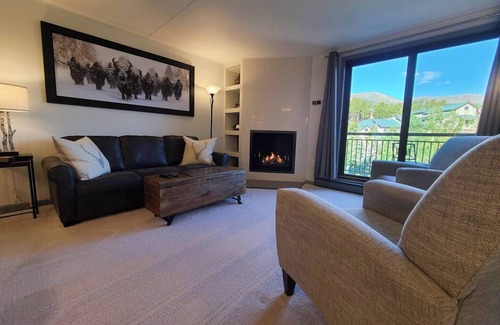 Peak 9 Condo | 4th Floor, Spectacular Views, Ski-in/Ski-out, Newly Remodeled, Walk to Town