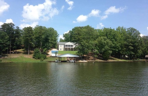 Littleton House | 4th of July week available! Amazing Waterfront home w/Hot Tub in Quiet Cove.
