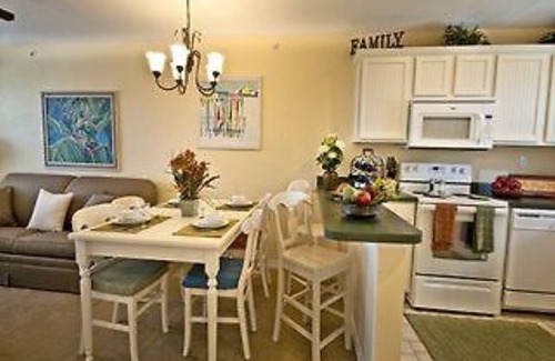 Galveston Condo | 4th of July Week July 1-8 Galveston Beach Condo