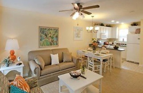 Galveston Condo | 4th of July Week July 1-8 Galveston Beach Condo