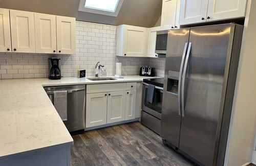 Highlands Apartment | 4th St Market 1 - Walk to Town Apartment in Highlands NC