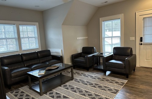Highlands Apartment | 4th St Market 1 - Walk to Town Apartment in Highlands NC